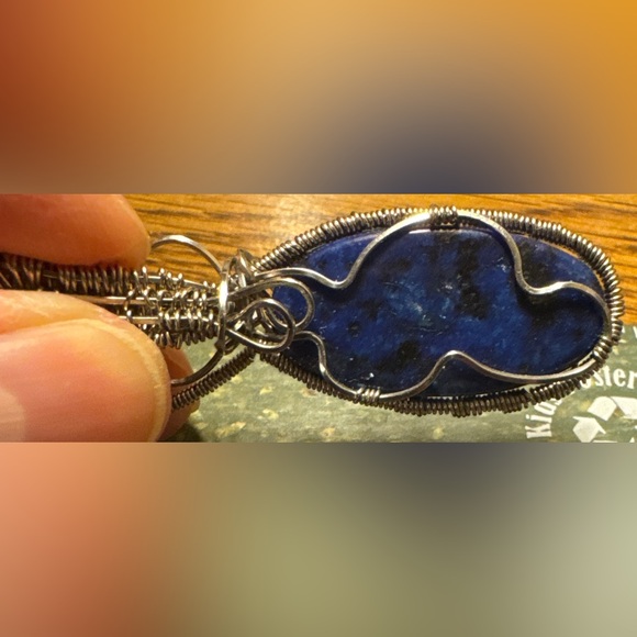 Beautiful Blue Lapis Pendant with Sterling Silver Wrap (jewelers grade wire) - Picture 11 of 16